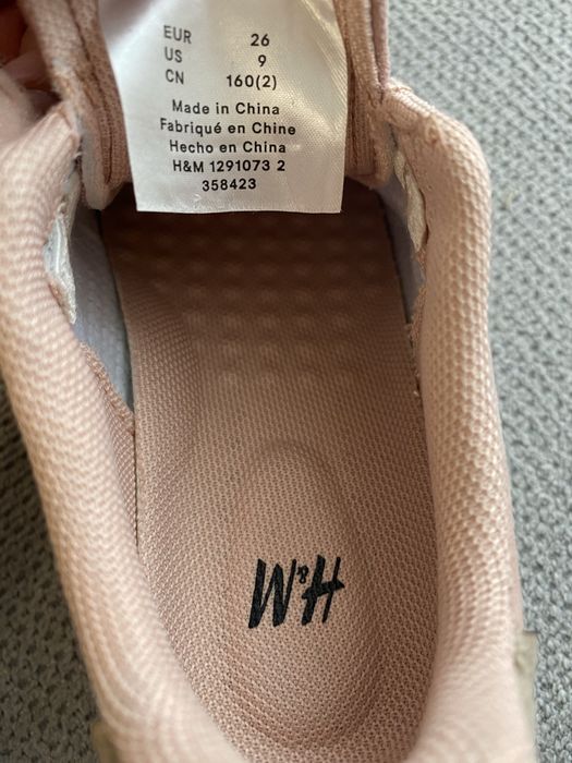 Кецове H&M 26номер като нови