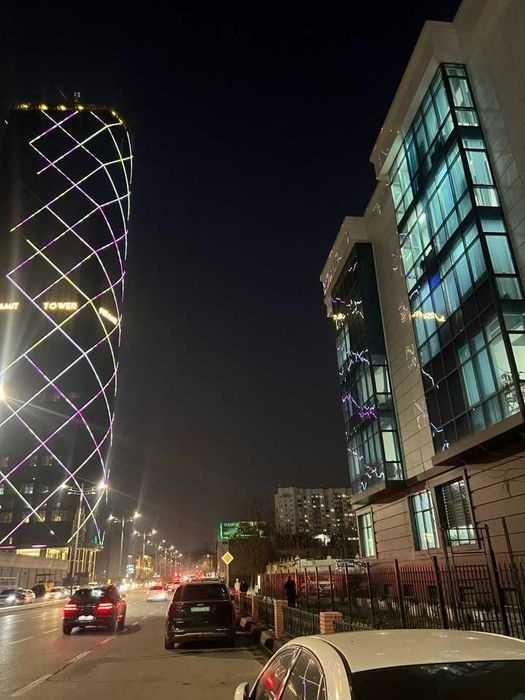 Срочно сдаётся коммерческое помещение  БЦ ор-р Piramit Tower Яккасарай