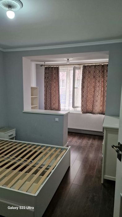 Închiriez apartament