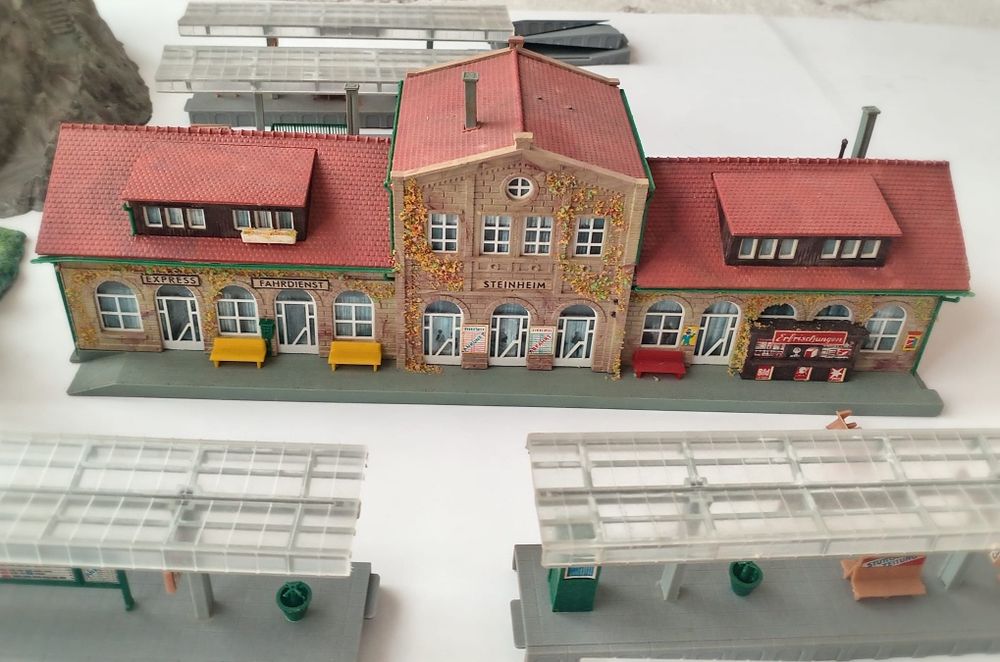 Vând case, castel, moară scară H0pentru dioramă