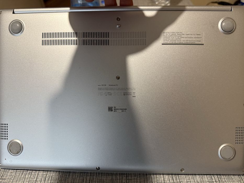 Лаптоп Asus VivoBook