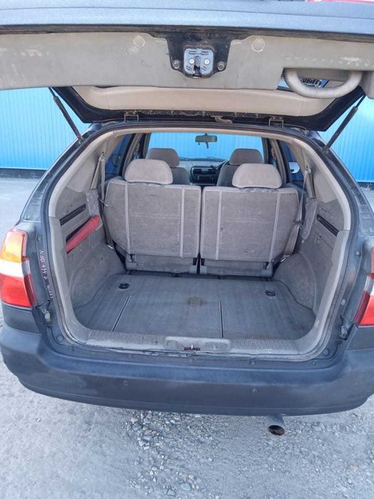 NISSAN R'nessa.  1998