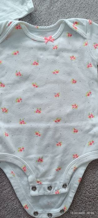 Body Carter’s 3 luni + tricou LC Waikiki (set lot pentru fetiță)