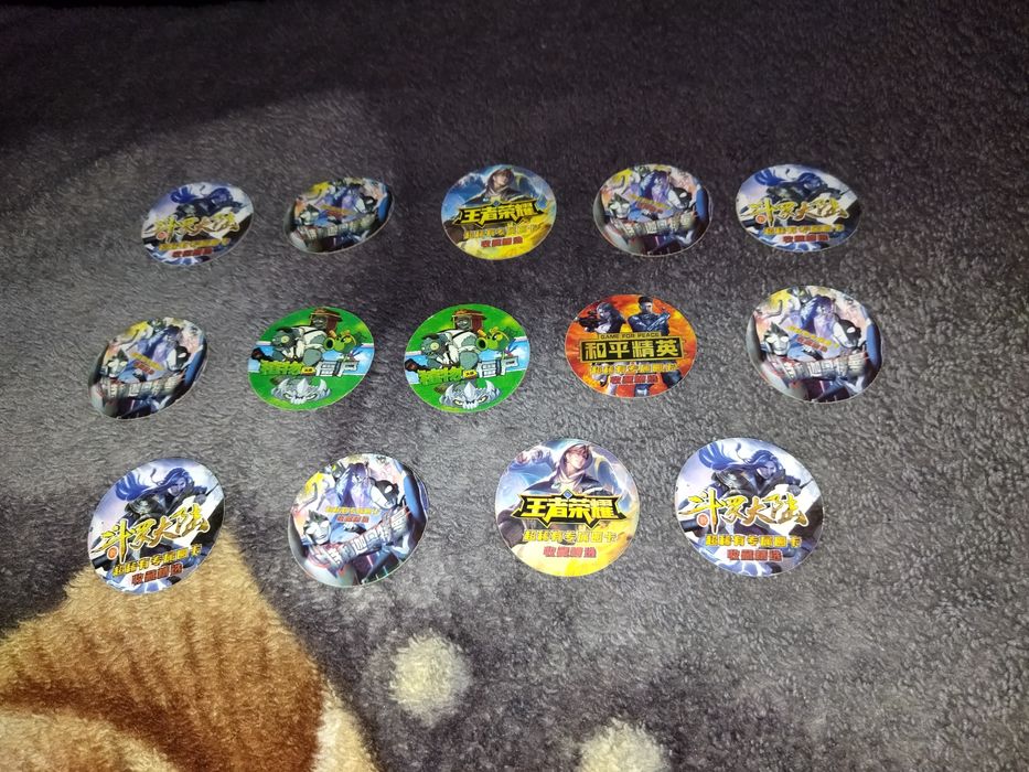 Продам игрушки из киндера и Чупа чупса. Обмен