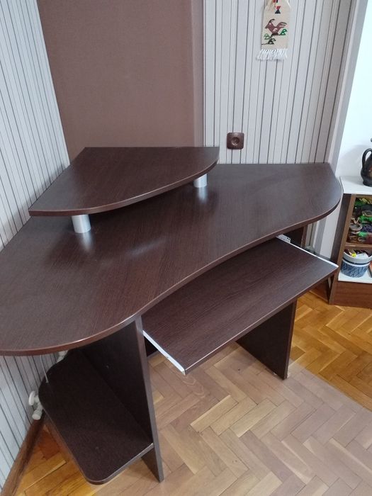 Бюро ъглово цвят венге