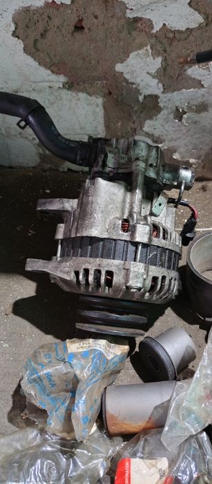 Продам запчасти на Паджеро 2