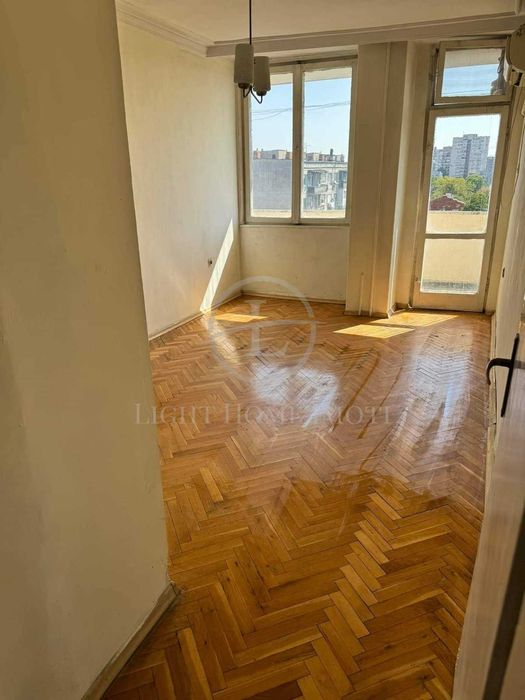 Продава се Четиристаен апартамент в Пловдив, Кючук Париж - 104 кв.м за 1539 €/кв.м - Снимка #1