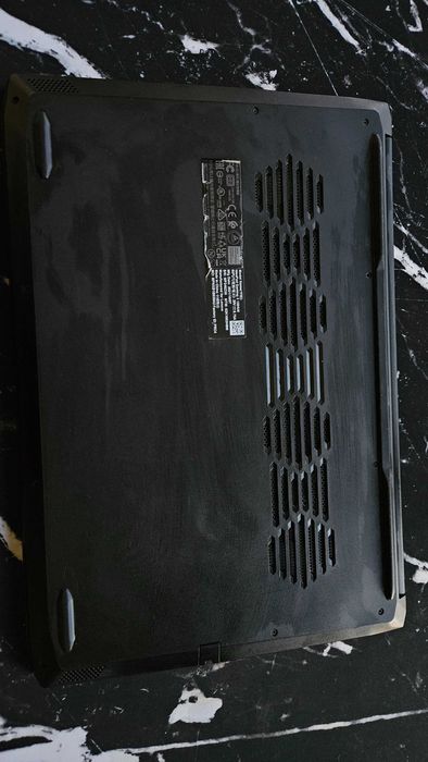 Lenovo IdeaPad Gaming 3 15IHU6