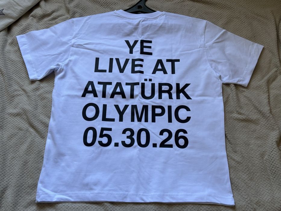 Футболка мерч Kanye West Ye