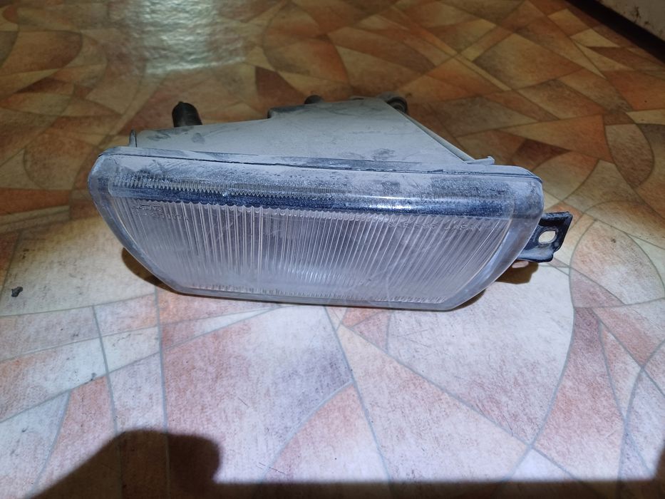 Продам противотуманку на Мит. Диомант