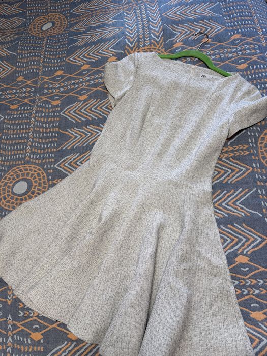 Твидовое Платье ZARA, размер s