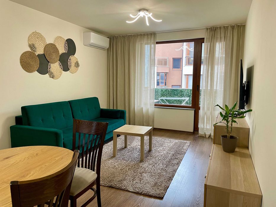 Дава се под наем Тристаен апартамент в Варна, Център - 87 кв.м за 714 € - Снимка #11