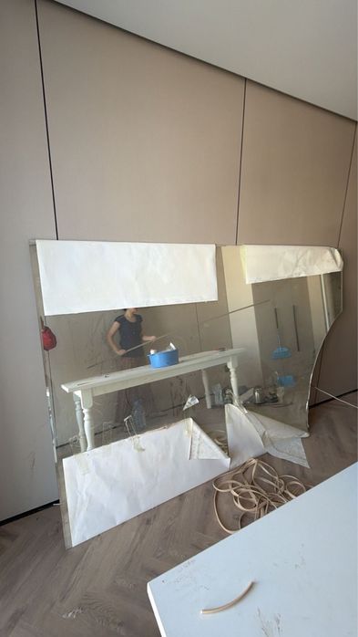 Срочно Продам зеркало большая