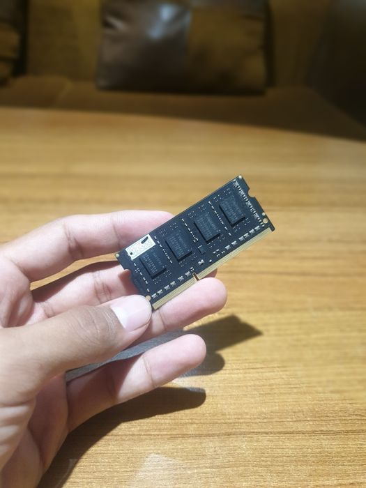 Оперативка от Kingston (DDR3)