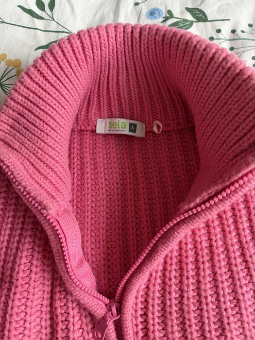 Розовый свитер Sela