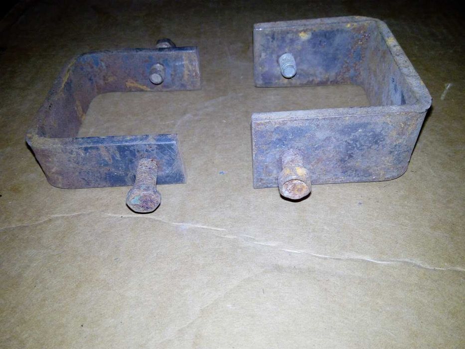 Струбцина металическая две штуки