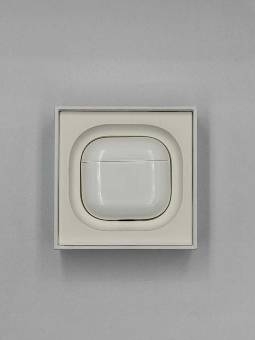 Apple AirPods 4 cu Noise Cancellation, Alb, Noi (#2476#)