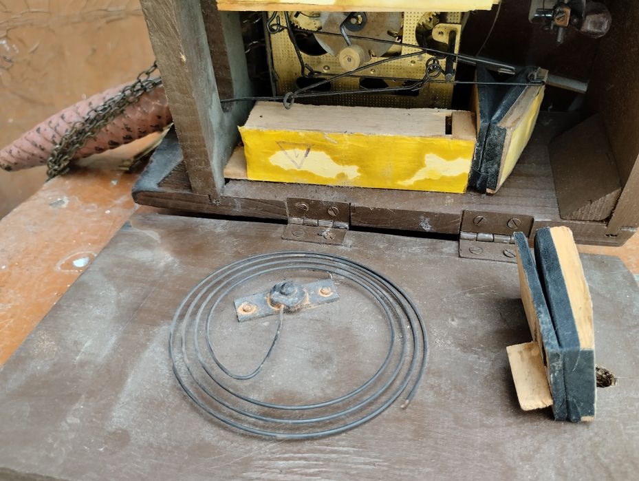 Часы с кукушкой СССР