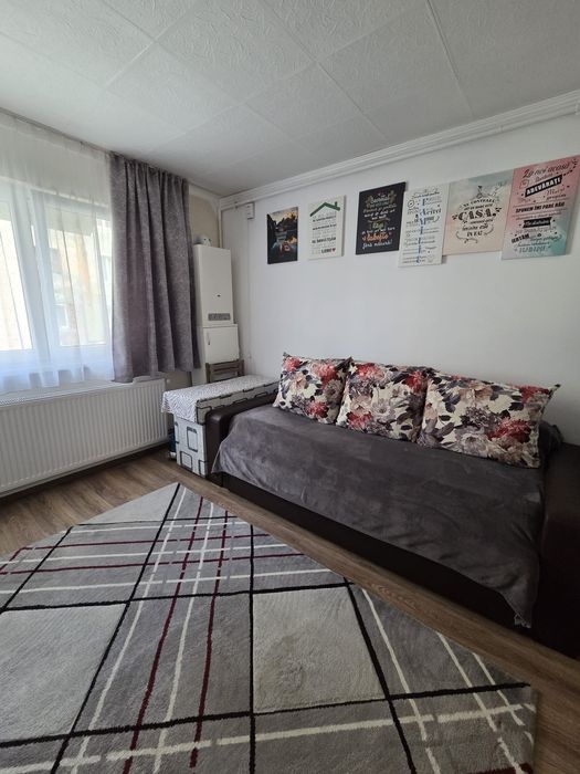 Garsonieră de vânzare