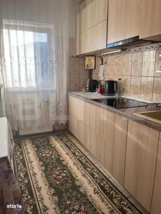 Apartament de vanzare, cu 3 camere, semidecomandat - in Vatra Dornei