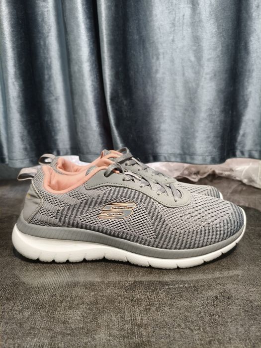 Оригинальные кроссовки Skechers