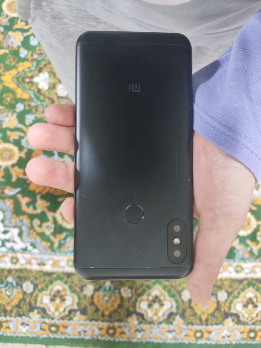 Xiomi mi a2 lite 4/64