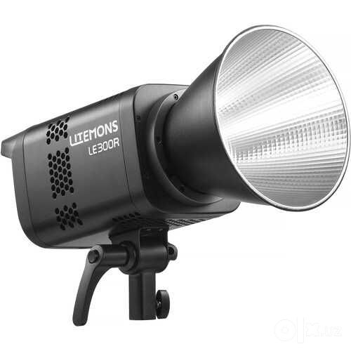 Godox Litemons LE300R. Гарантия, 12 месяцев с момента покупки.