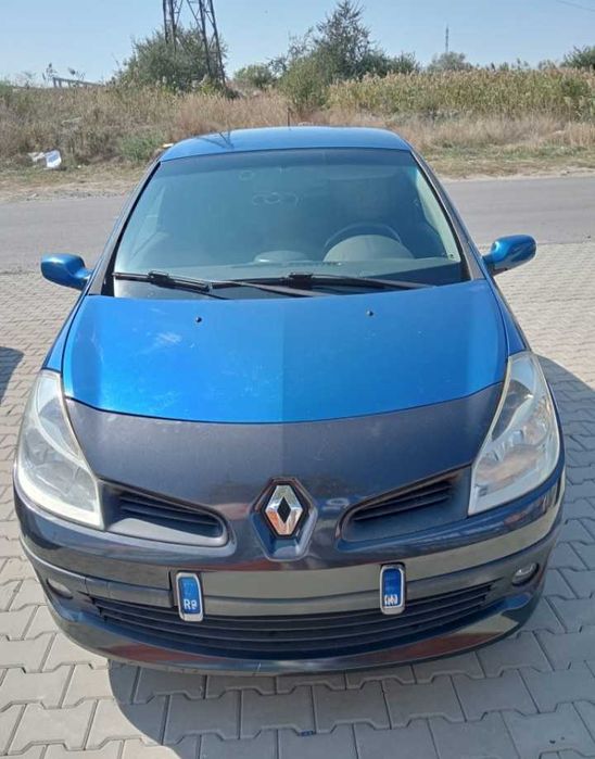 Vând RENAULT Clio 3