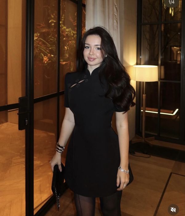 Платье черное мини