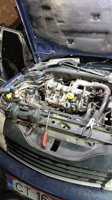 Vând Renault Laguna 2