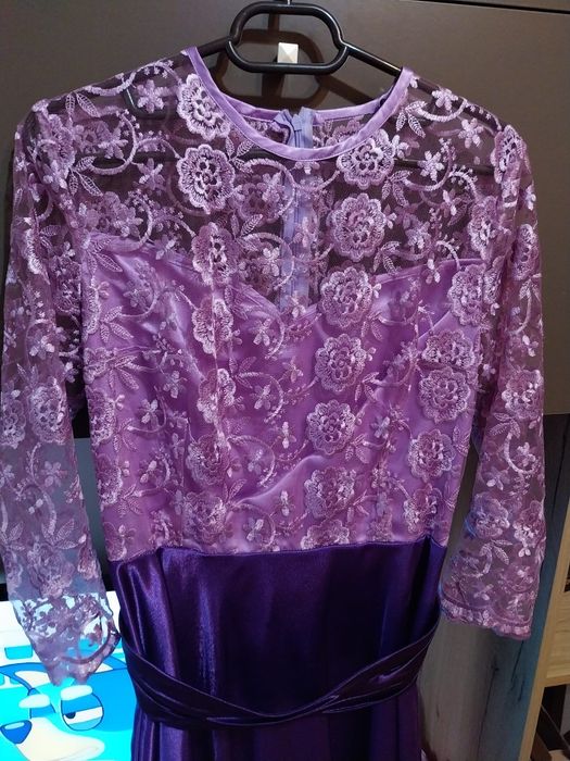 Vand rochite de ocazii mar.38