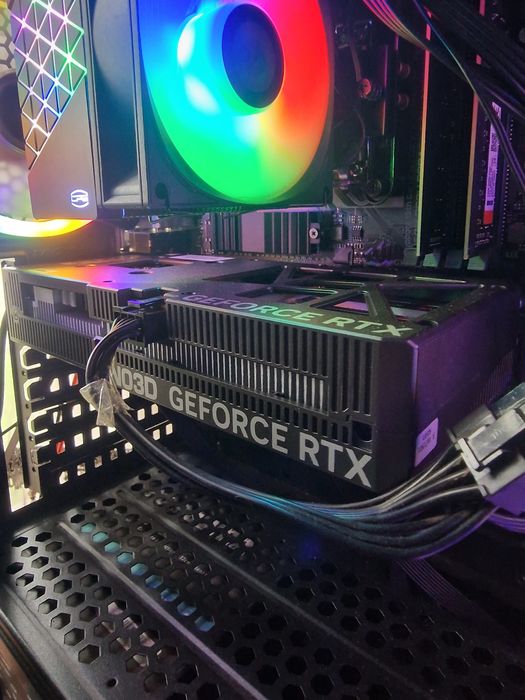 Продам видеокарту rtx 5050