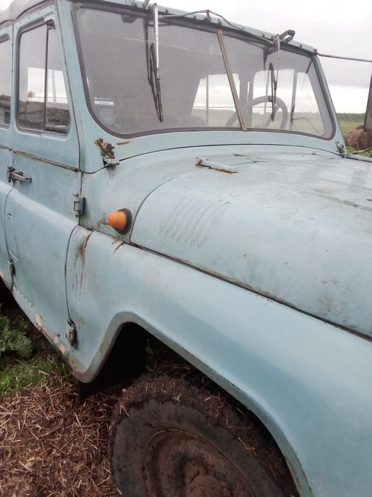 Продам УАЗик 469