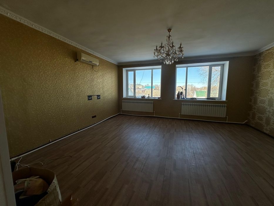 Продам 4х комн квартиру