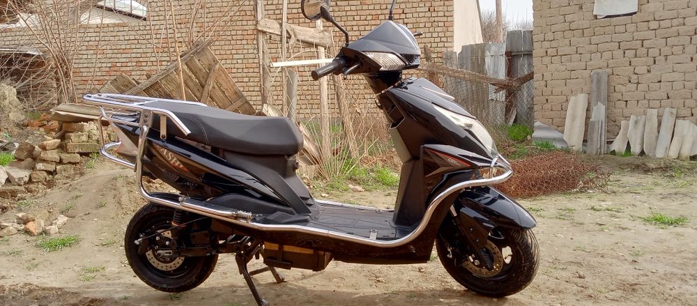 Skuter.fashion.yengi.pochti.850. $