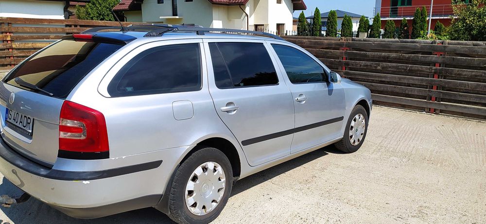 Autoturism Skoda Octavia 2