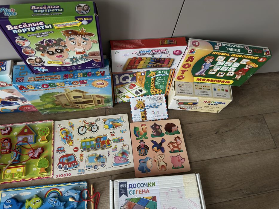 Продам развивающие  игрушки