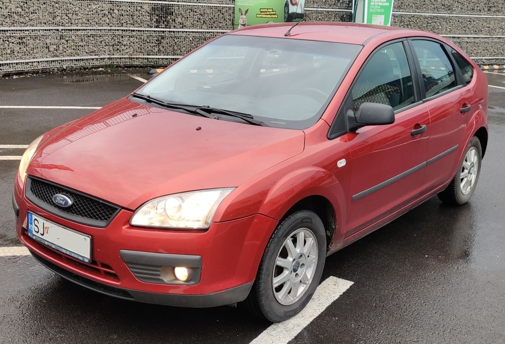 Ford Focus 2 1.6 TDCi 90 CP Aer Condiționat Pilot Automat 2x set Jante Proiectoare Consum Taxe MICI UNIC Proprietar Foarte Bine întreținut