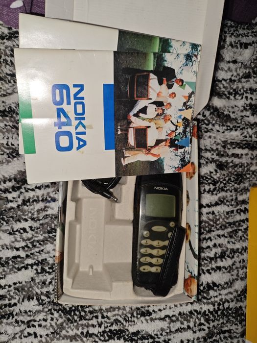 Разные телефон Nokia . Ericsson .