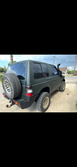 Mitsubishi Pajero 2.5