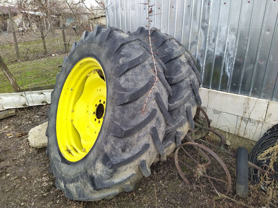 Roti John Deere 16.9/R34