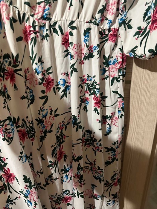 продам платье красивое