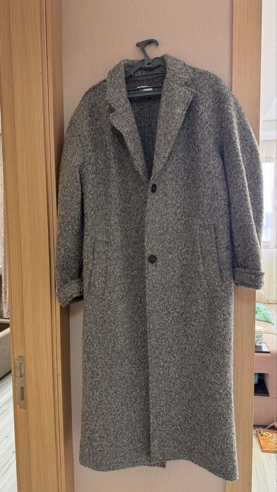 Пальто на теплую весну/осень