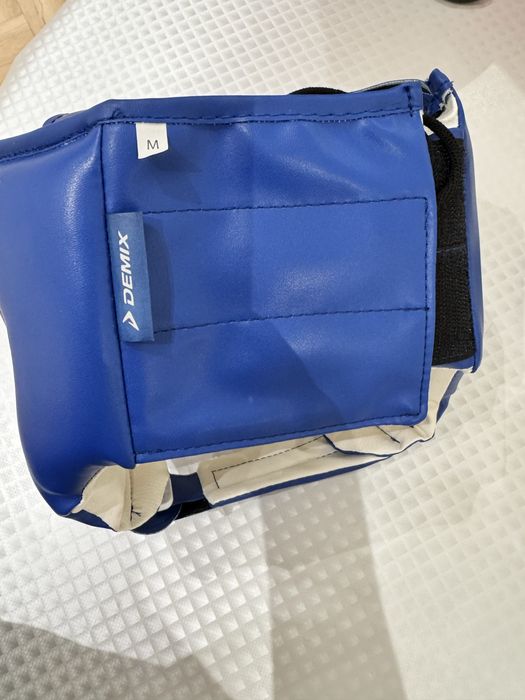 Шлемы и перчатки боксерские