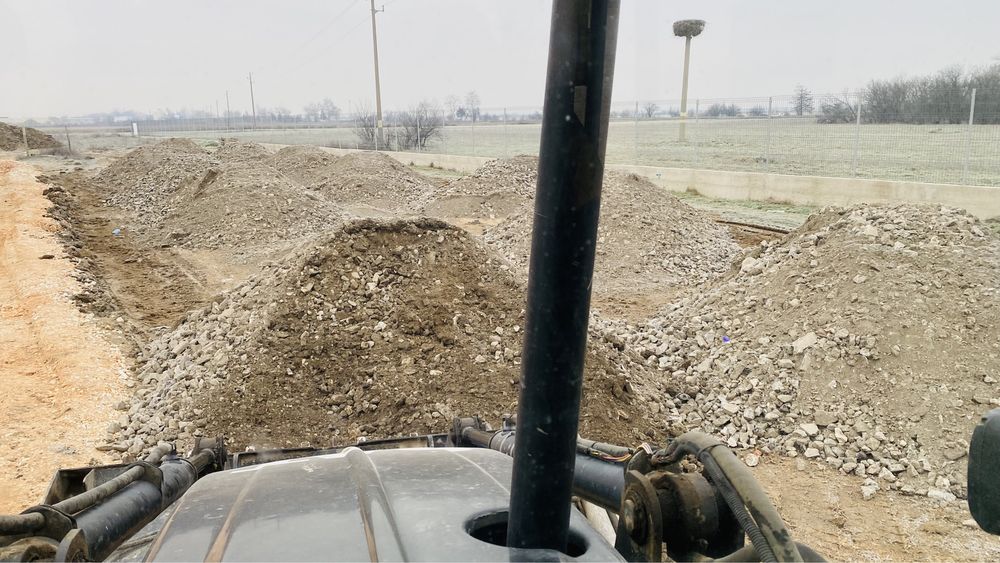 Услуги с комбиниран багер за Пловдив и региона!