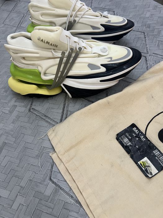 Adidasi Balmain Paris Unicorn Top Version