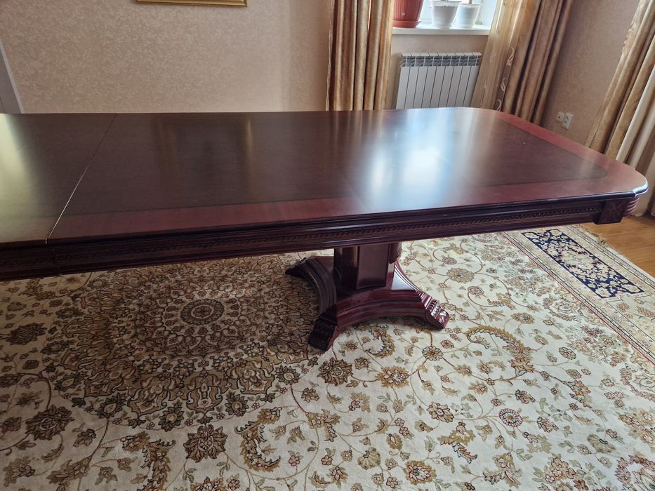 Стол со стульями б/у