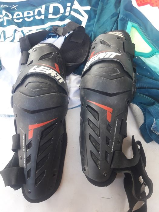 Мотокостюм продам