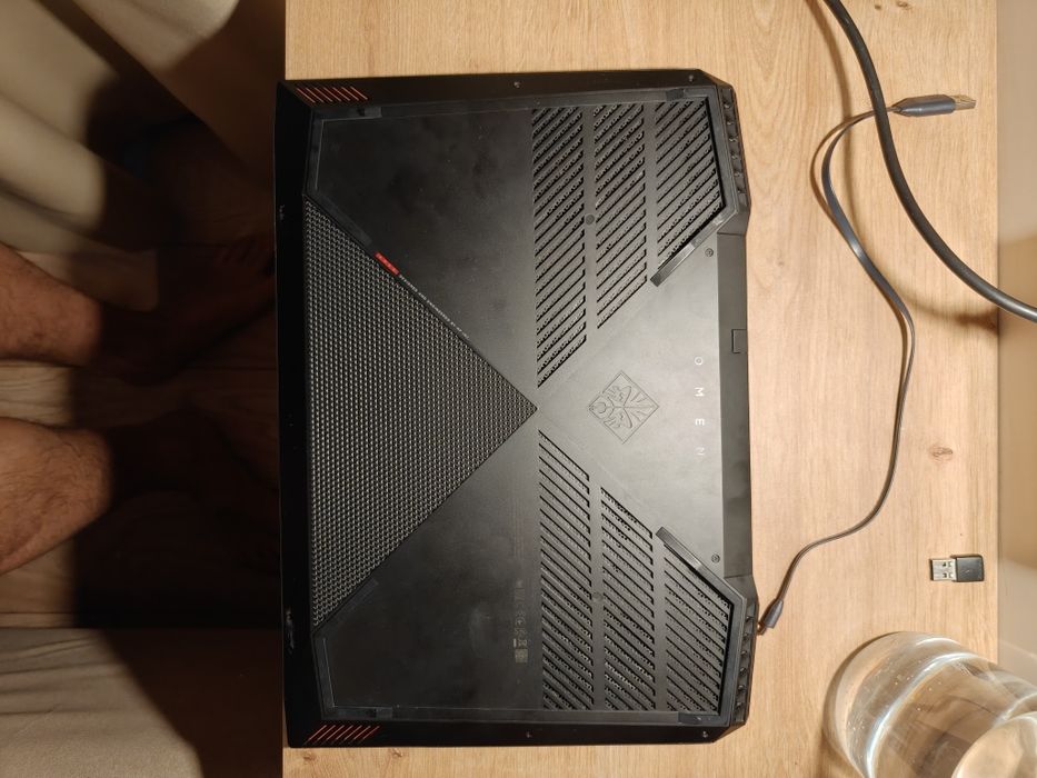 LAPTOP HP OMEN, 15-dc0014q, 24gb ram, 750 ssd, i7, 1050ti