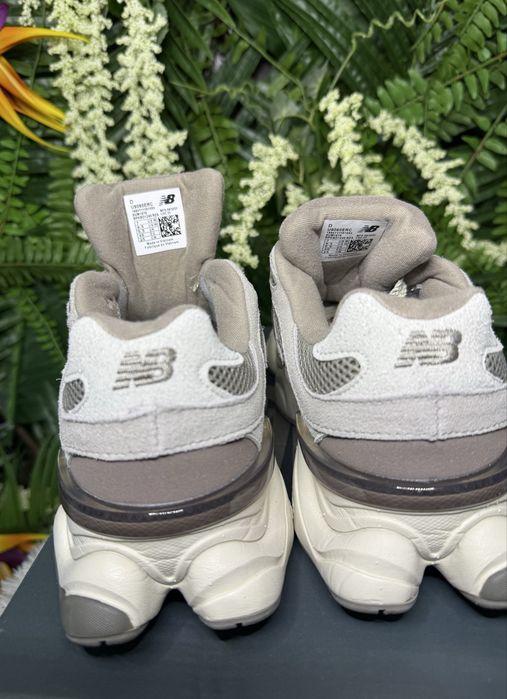 New Balance 9060 Arid Stone